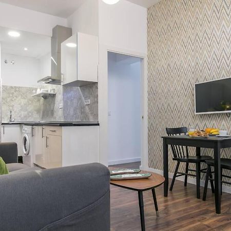 Apartamentos Plaza De Pedro Zerolo I Madrid Buitenkant foto