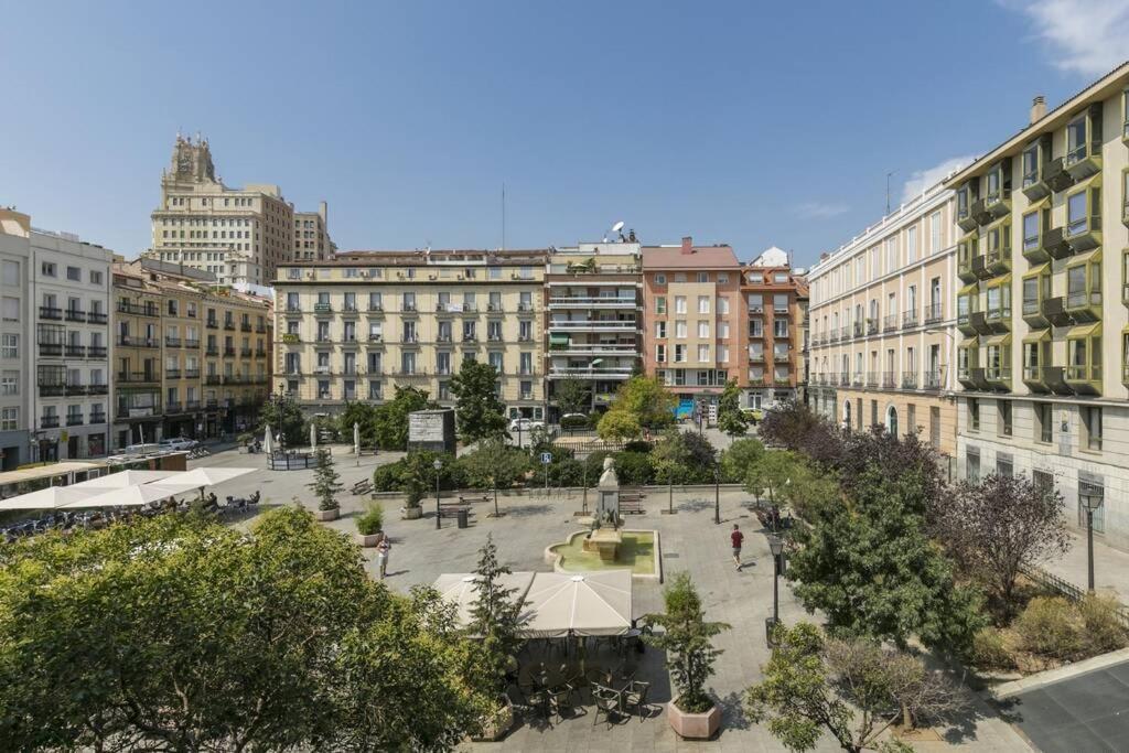 Apartamentos Plaza De Pedro Zerolo I Madrid Buitenkant foto